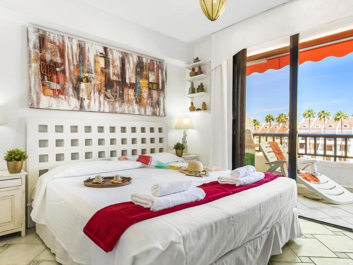 231 Parque Santiago 2 Bedroom 2 Bathroom, Wifi * Playa de las Américas