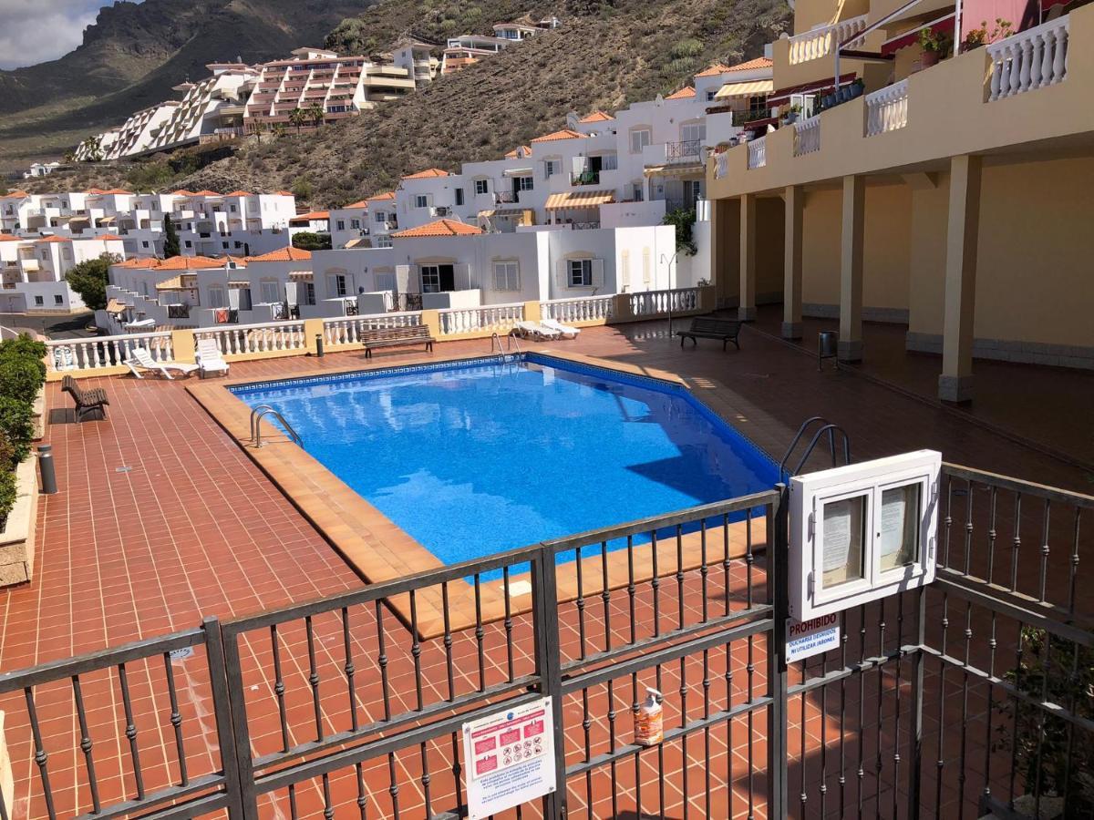 Con Impresionantes Vistas Y Piscina