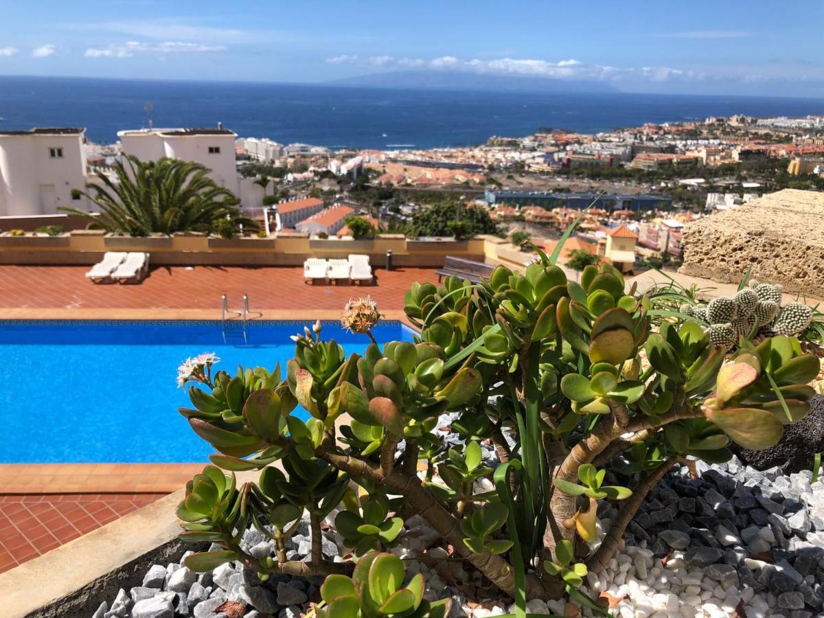 Apartment Con Impresionantes Vistas Y Piscina *