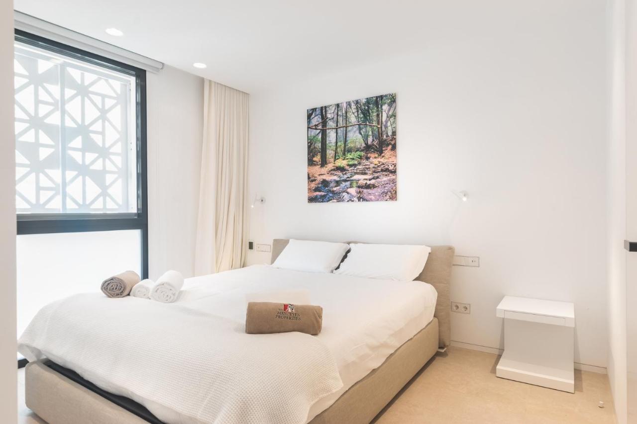 Infinity 0-8 Luxe Sea View 2b Holiday home