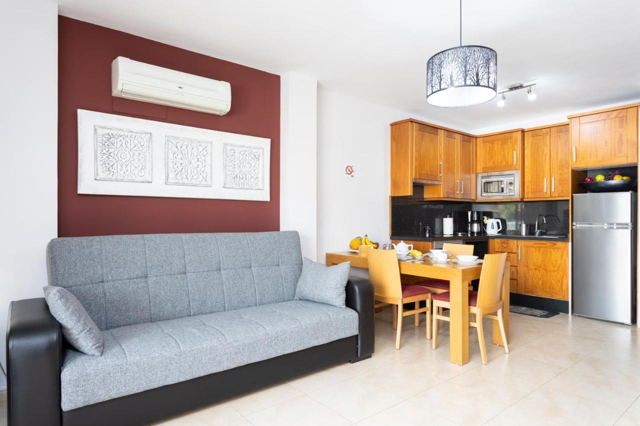 Oceanfront Tenerife South Albatros 125 Appartement
