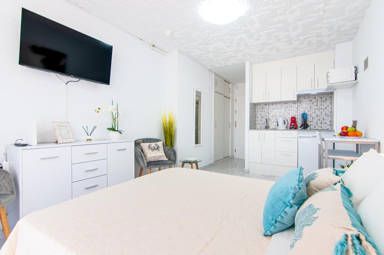 Cosy In Playa De Americas Ph10