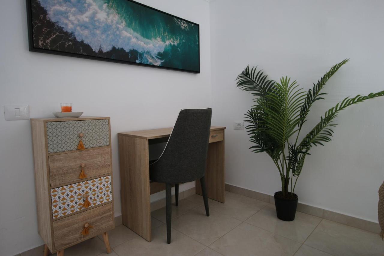 Apartment Casita Maria - Luxurious 1-bedroom With Sea Views And Pool San Miguel de Abona