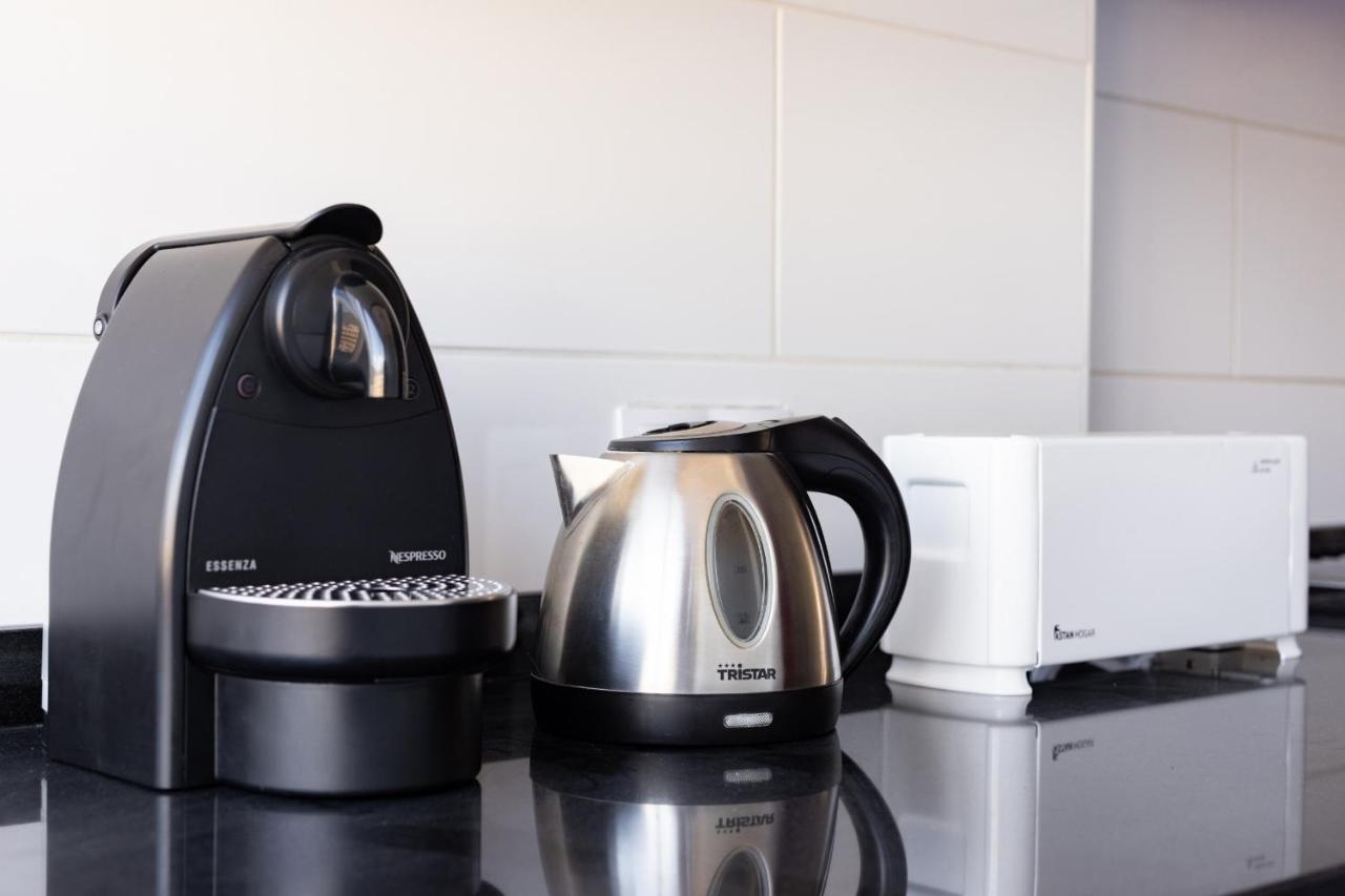 Black And White Free Wifi Apartment