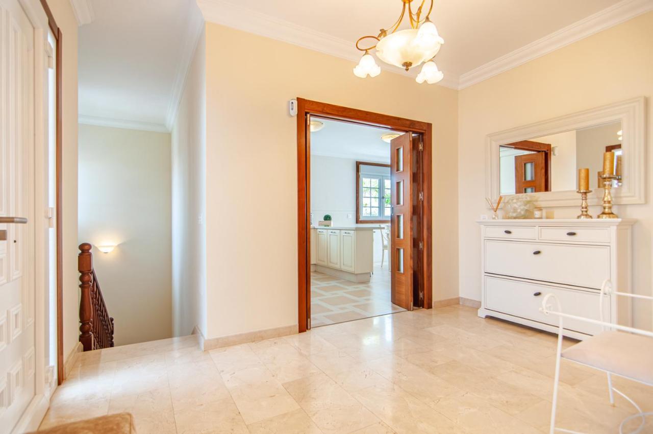 Torriani With Heated Pool Ph11 Villa *