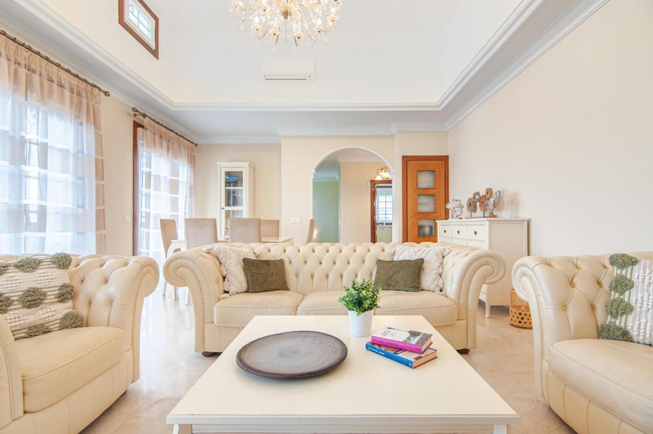Torriani With Heated Pool Ph11 Villa