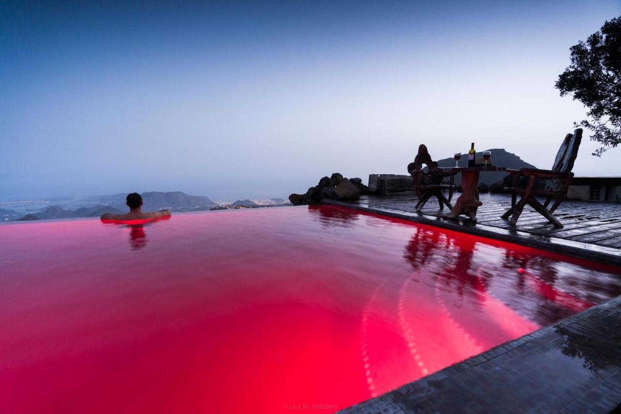 Historic Canarian House, Private Heated Infinity Pool, Bbq, Wifi + Panoramic Ocean Views * Arona (Tenerife)