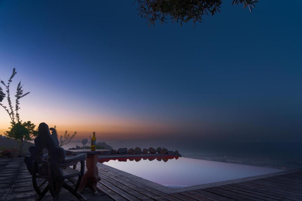 Historic Canarian House, Private Heated Infinity Pool, Bbq, Wifi + Panoramic Ocean Views *