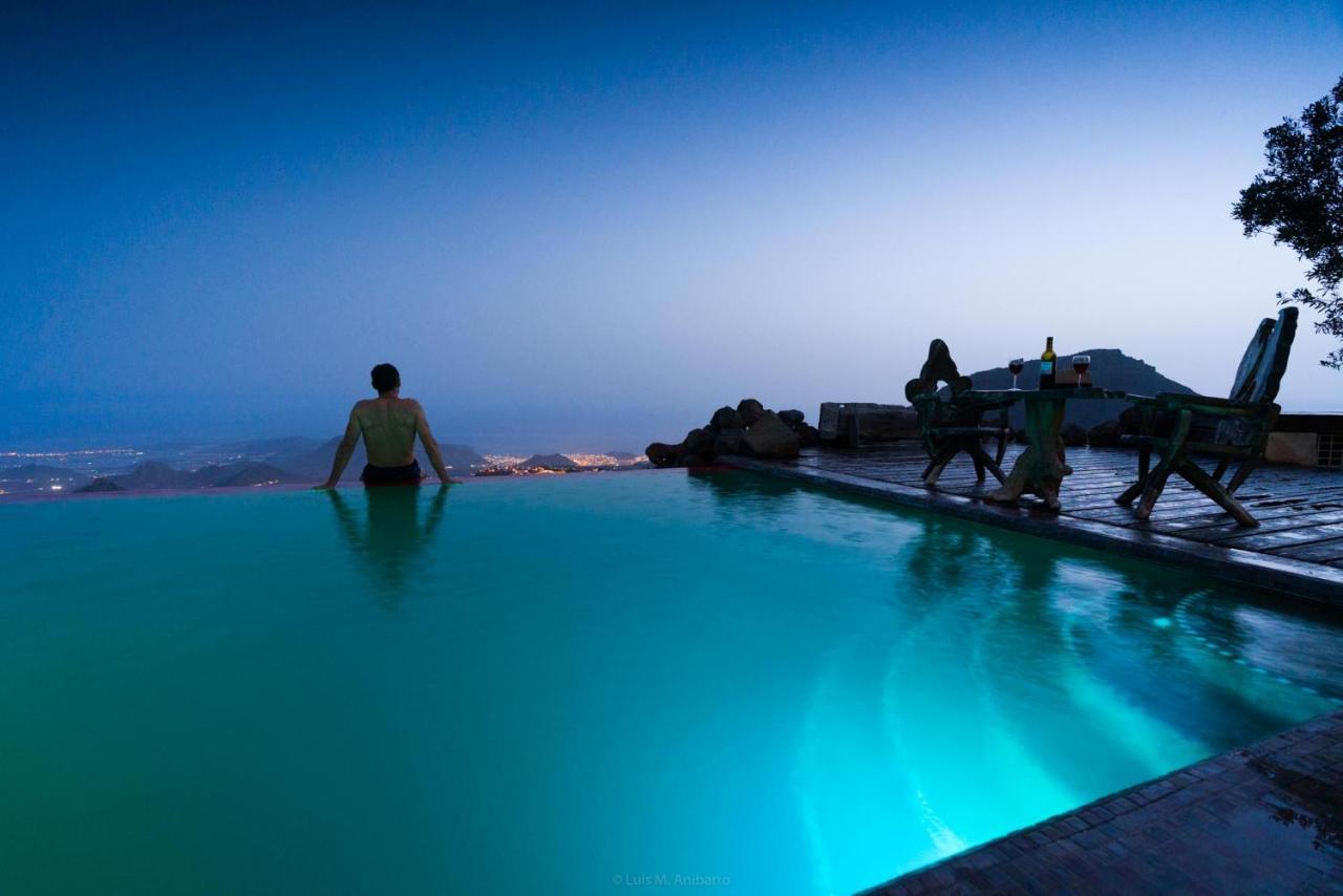 Historic Canarian House, Private Heated Infinity Pool, Bbq, Wifi + Panoramic Ocean Views * Arona (Tenerife)