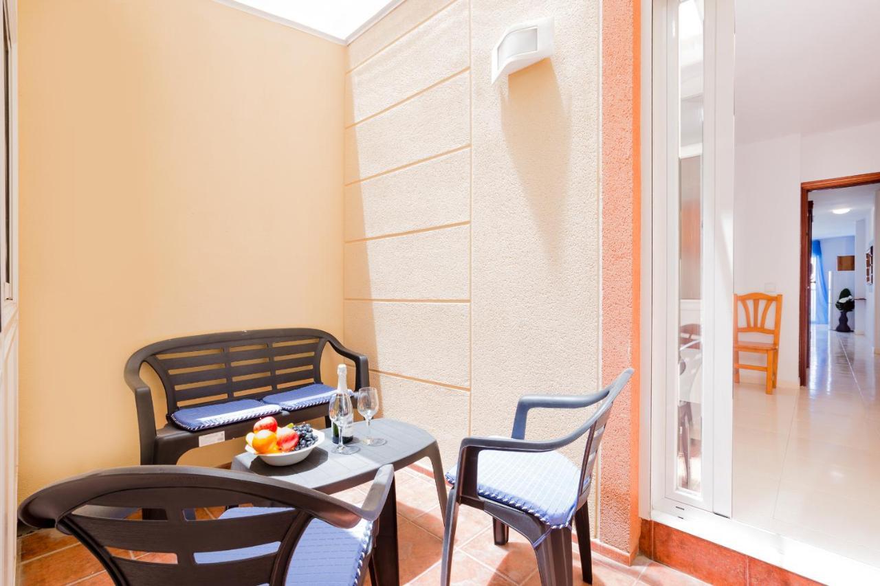 B2 Vistas Wi Fi Fibra Smart Tv Los Cristianos (Tenerife)