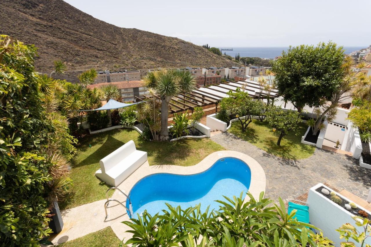 Hébergement de vacances Home2book Stunning House San Andrés, Private Pool *