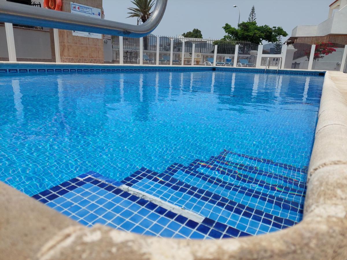 Jacuzzi House Sunflower Сasa de vacaciones *