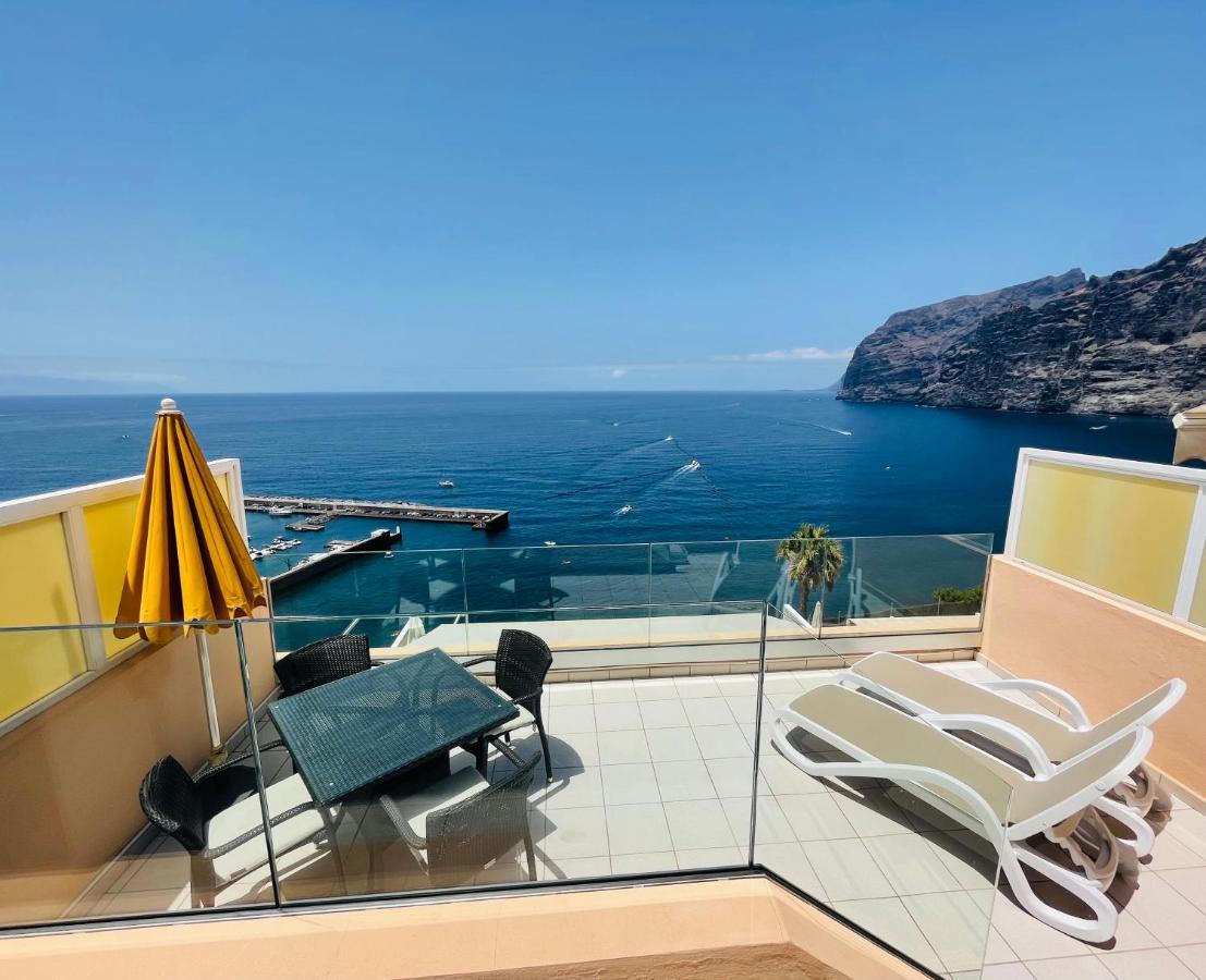 Magnificent Apt. With Sea View, Cliff & Marina *