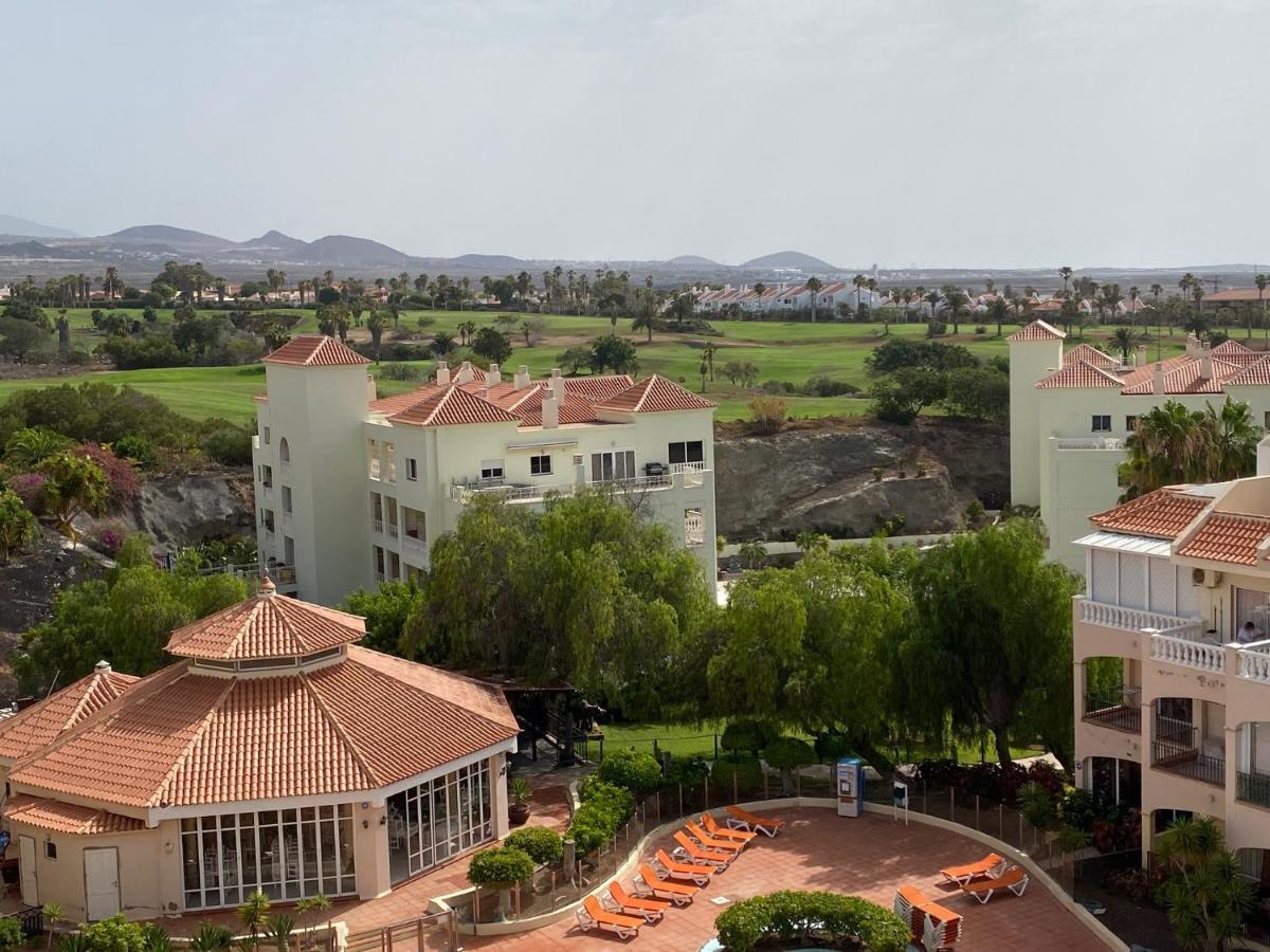 Aparthotel Golf Park 3*
