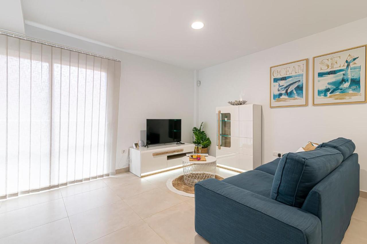 Edf Brisa En El Medano (Tenerife)