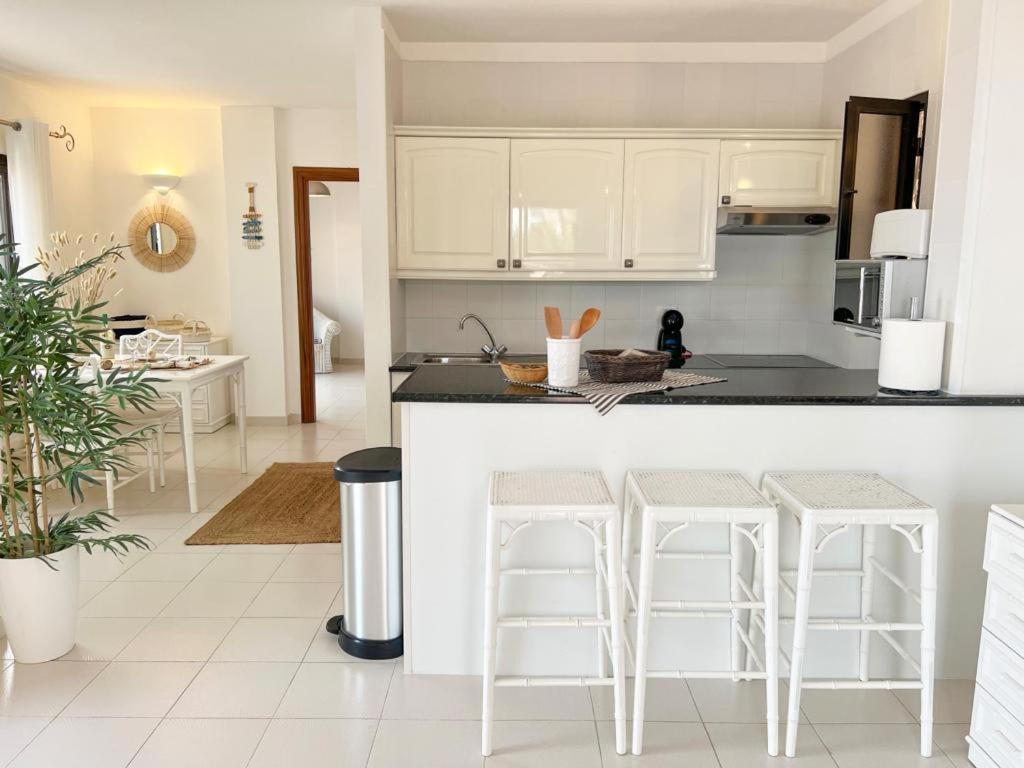 Paradise Seaview Apartment *