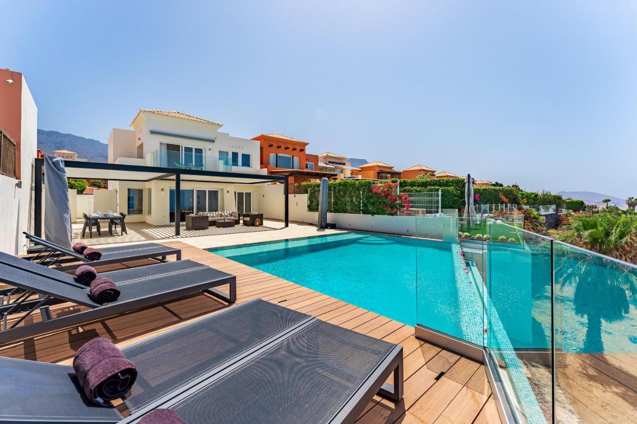 Villa Golf 3a003