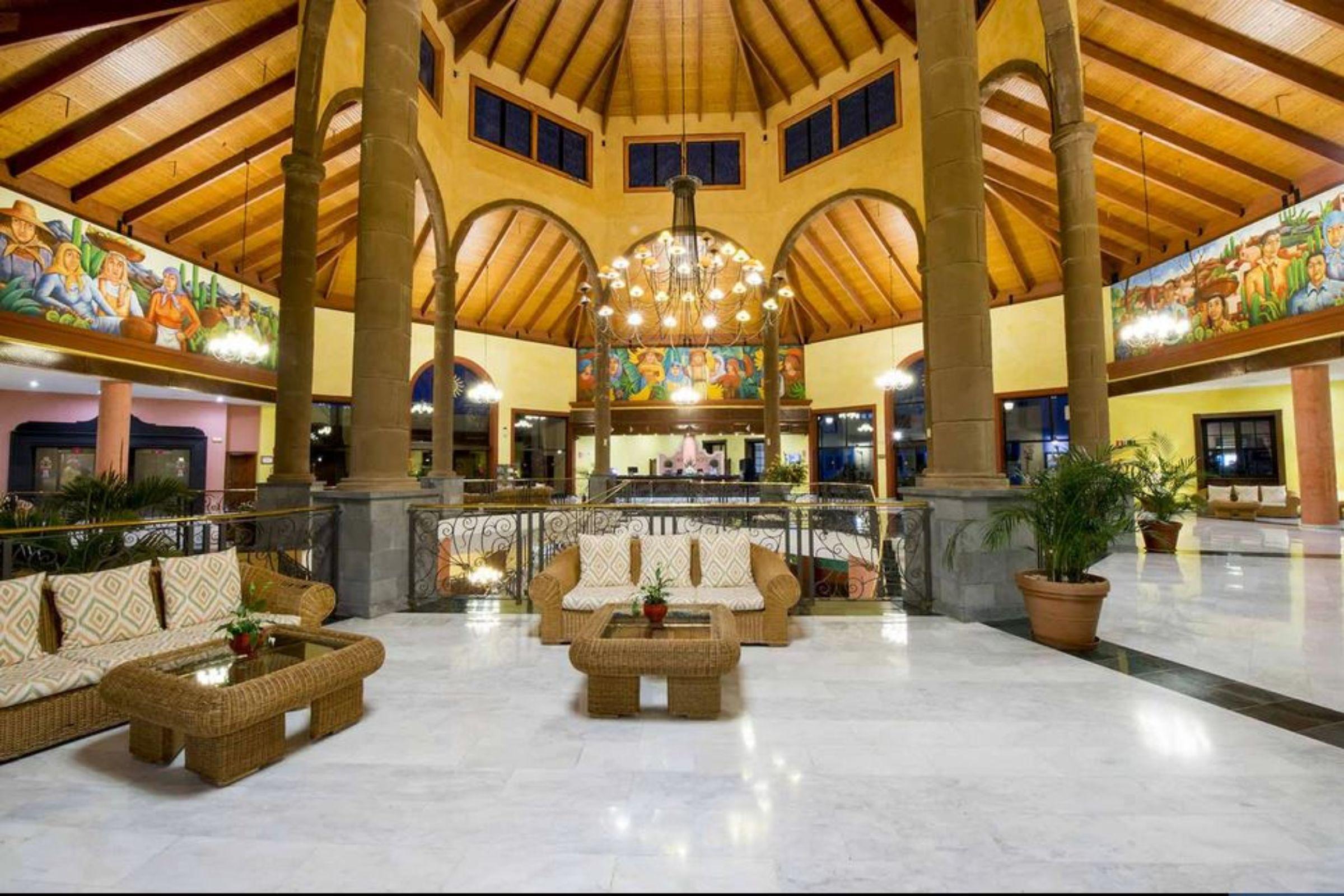Hotel Bahia Principe Sunlight 4*