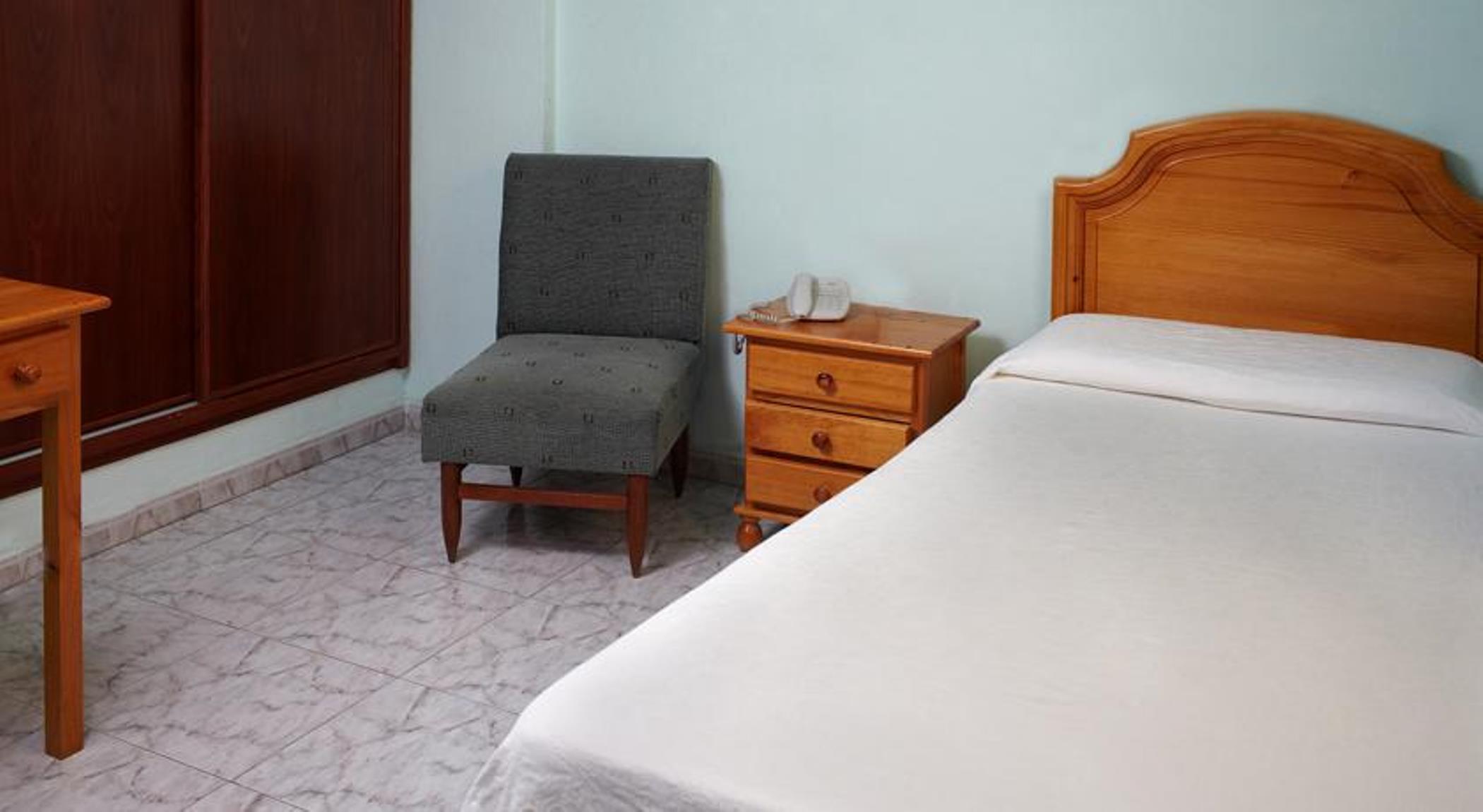 Tanausu Hotel 3*