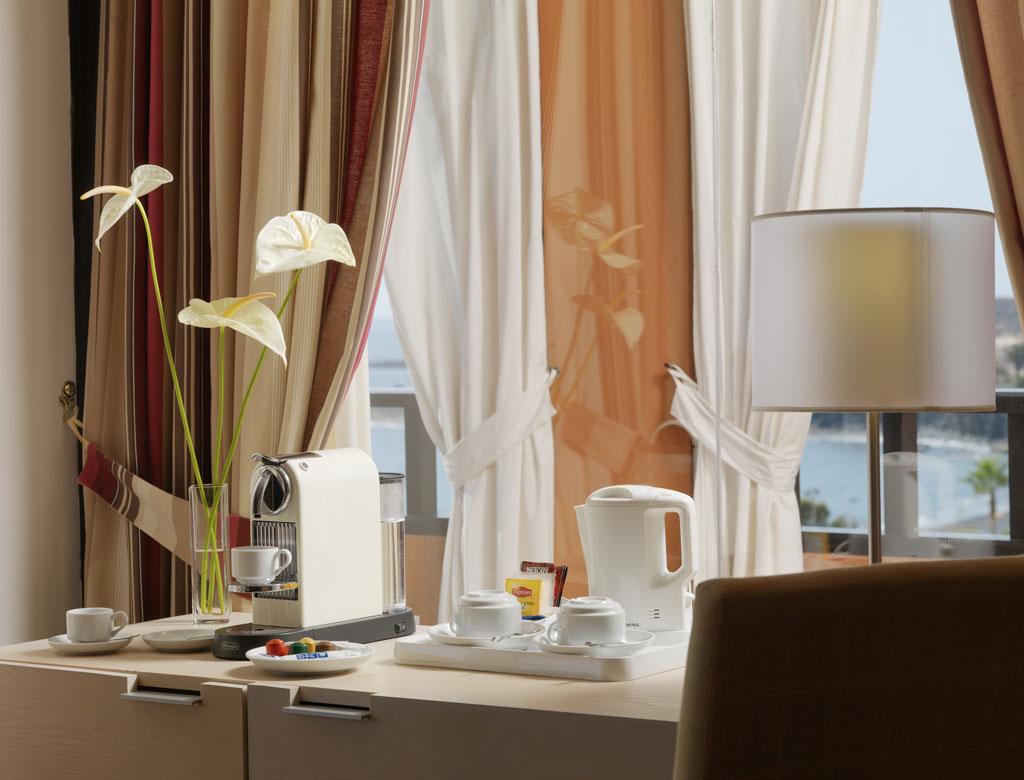 H10 Palace Hotel 4*