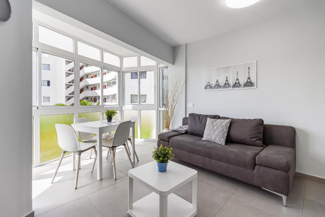Rising Sun In Complex Terrazas Apartment *