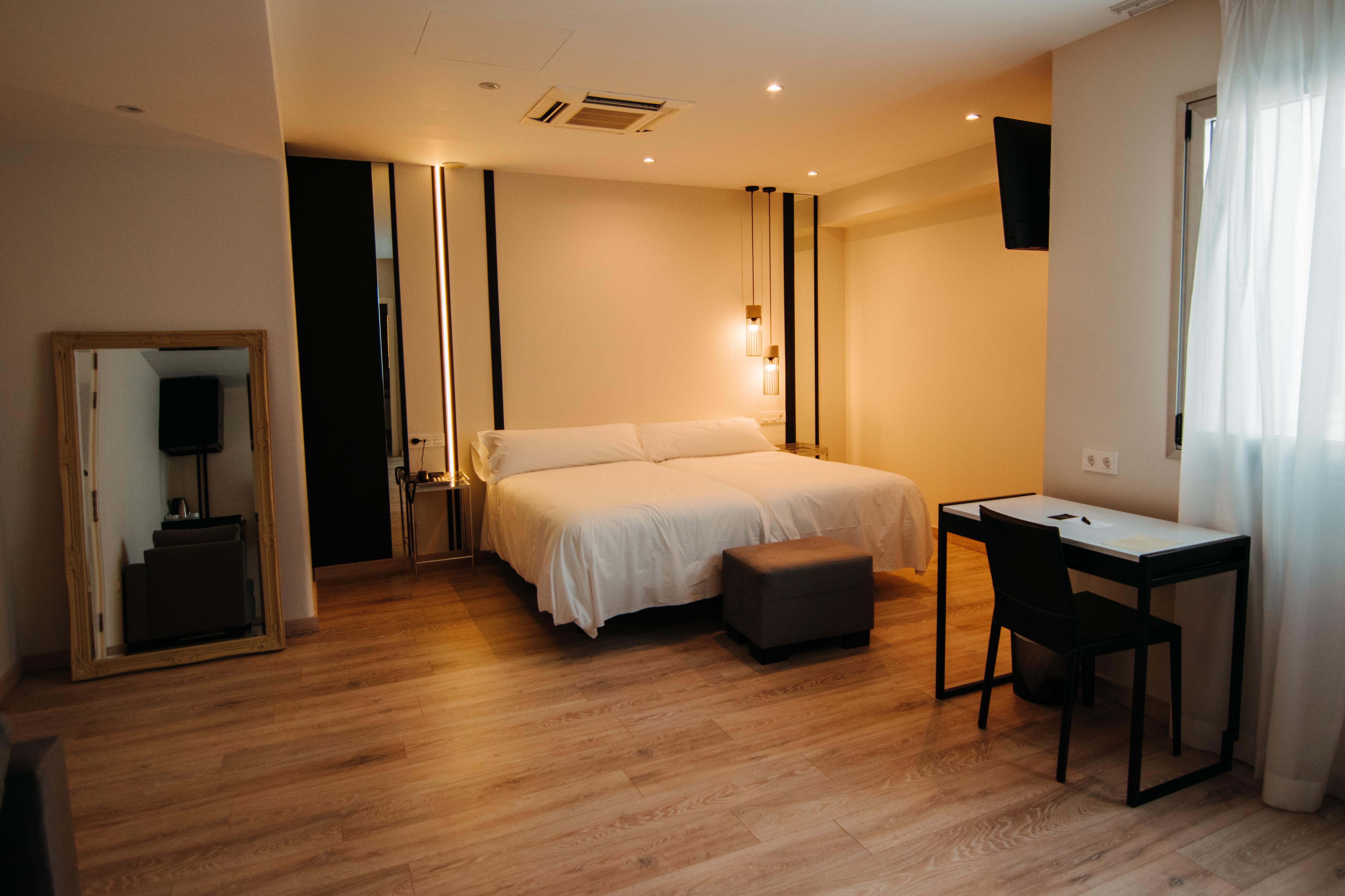 Hotel Urban Anaga 4*