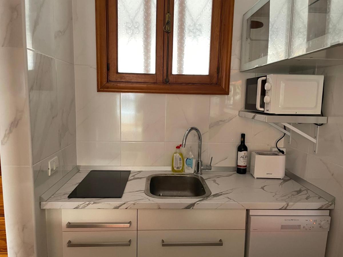 Sunny 2-bedroom In Parque Santiago Ii Apartment Playa de las Americas (Tenerife)