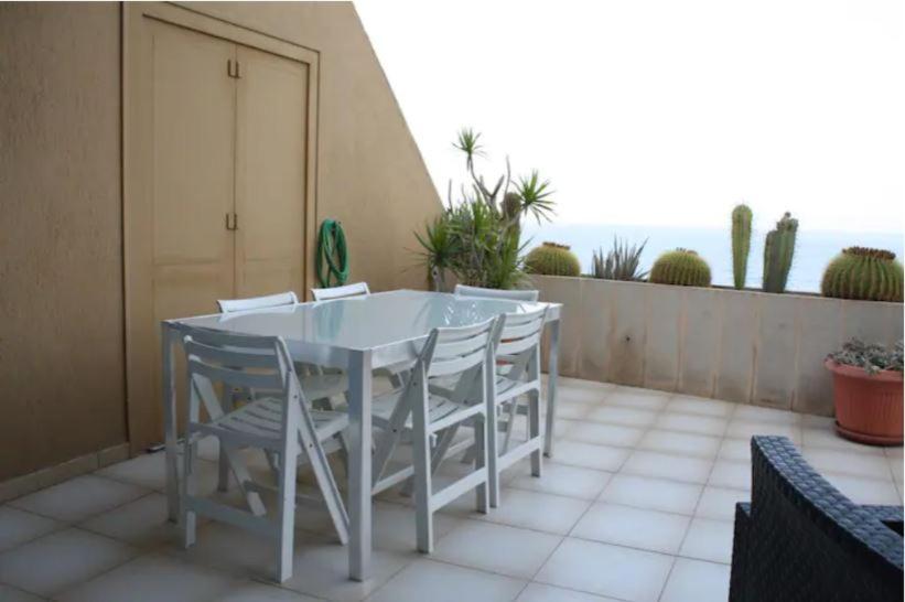 Frente Al Mar Apartment Radazul