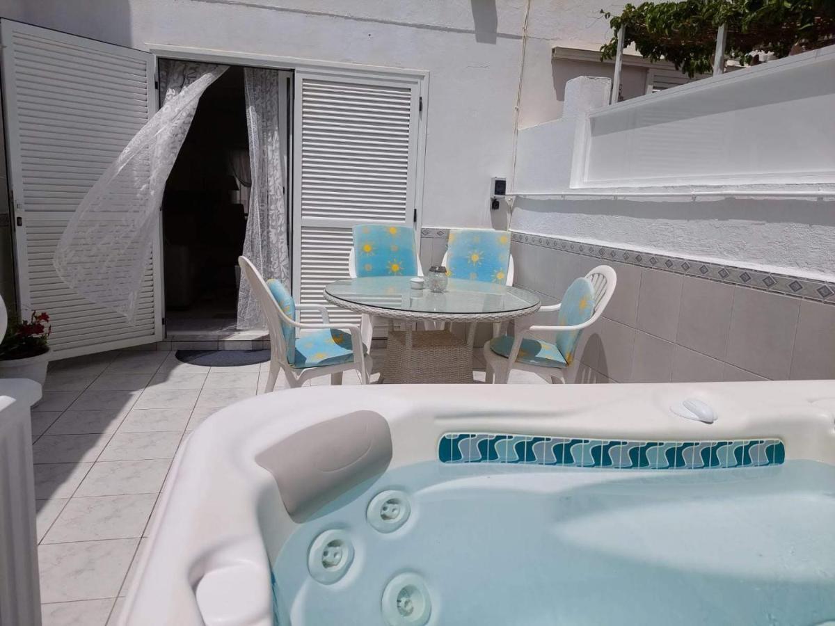 Jacuzzi House Sunflower Сasa de vacaciones