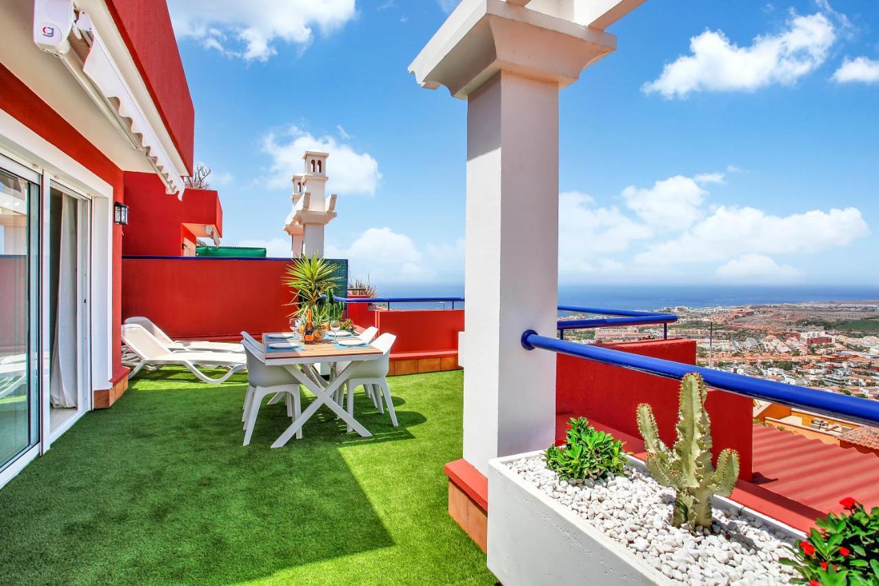 Wonderful View, Huge Terrace Solarium, Private Parking Appartement Costa Adeje (Tenerife)