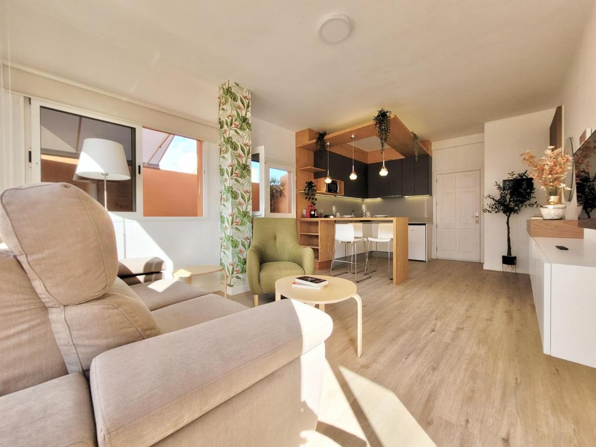 The Valley View Apartment