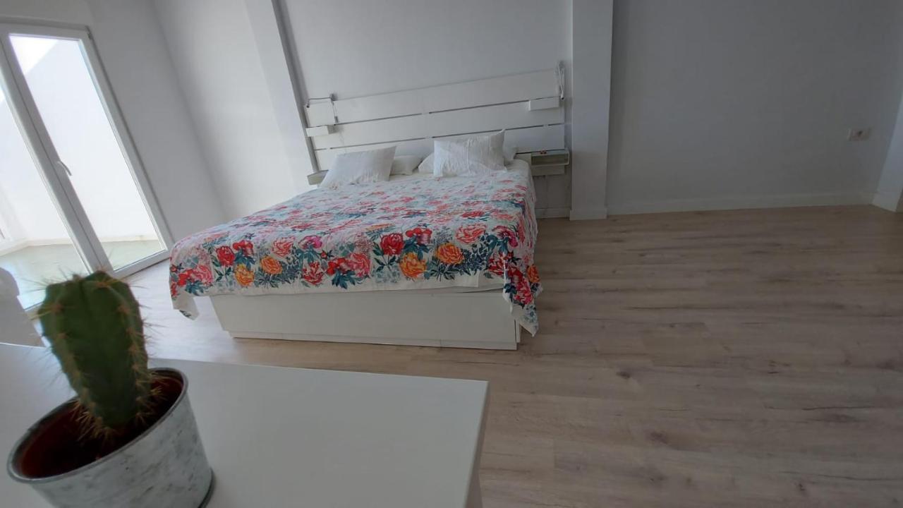 Acogedor Y Luminoso Piso Con Balcon Apartment *