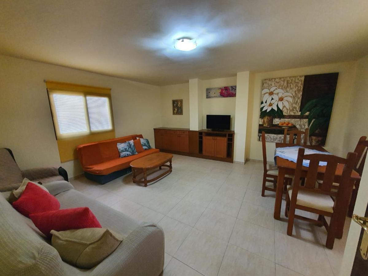 Big By The And Natural Pool Apartamento Costa del Silencio