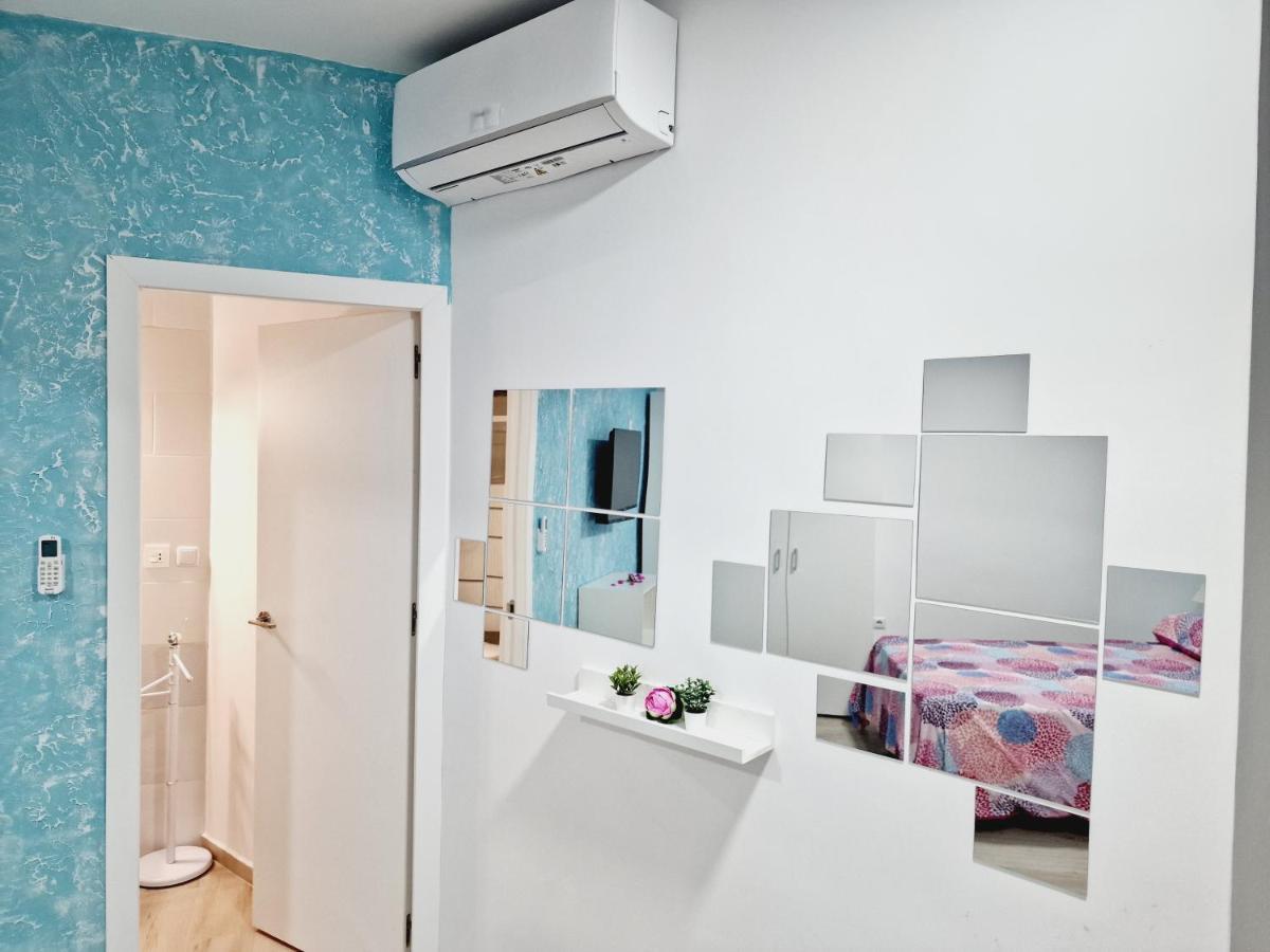 301, 2 Bedrooms, Near Playa De Americas & Free Wifi Playa de las Américas