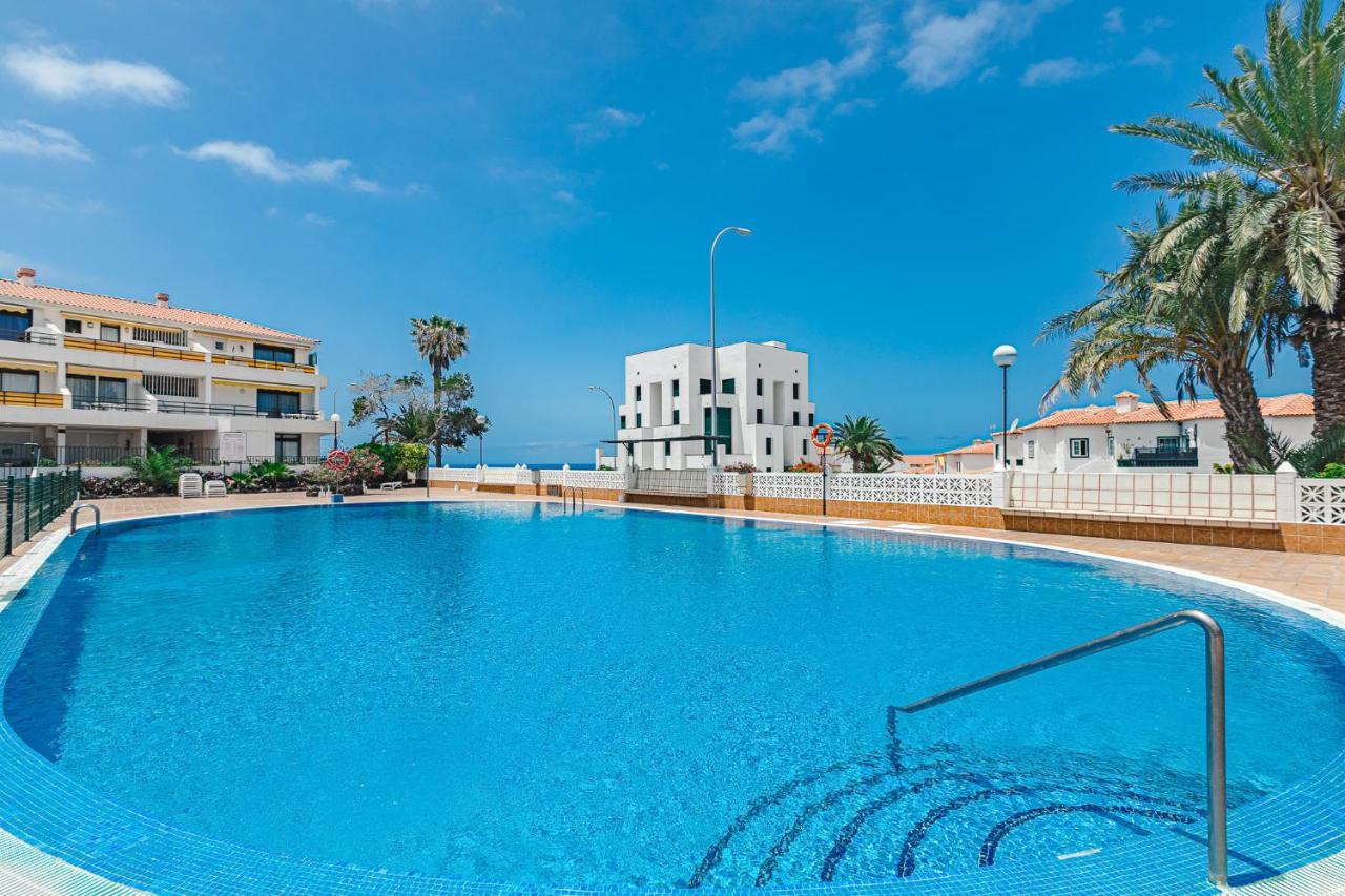 Buenavista Sunflower In Playa La Arena Puerto de Santiago (Tenerife)