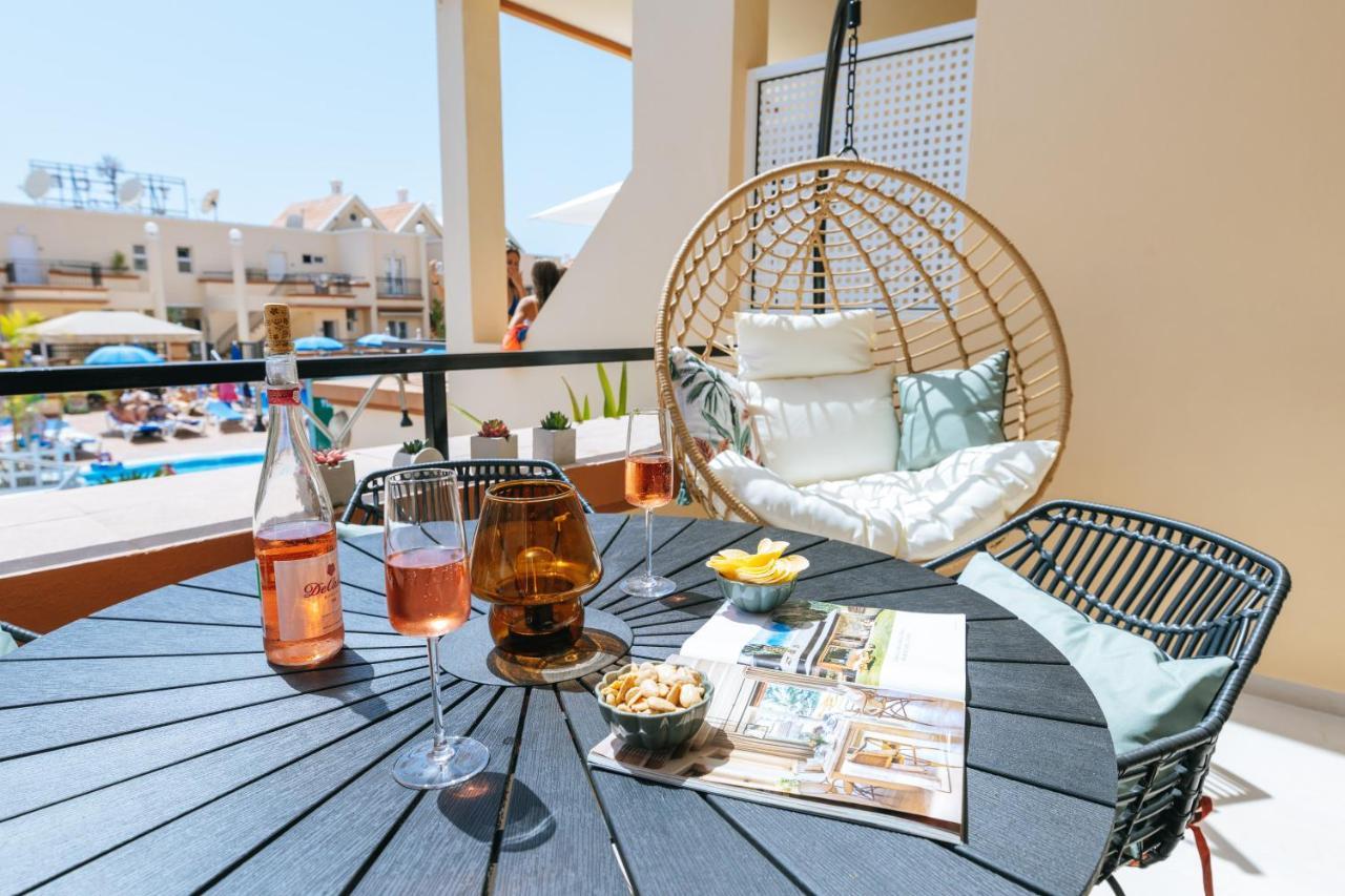 Amazing Renovated Pool View Apartment, 2 Min To Fanabe