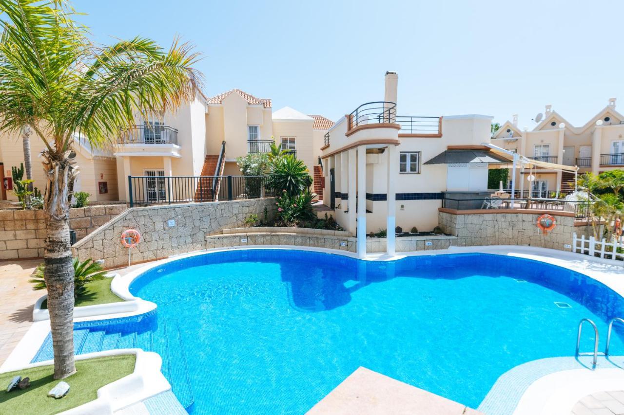 Amazing Renovated Pool View Apartment, 2 Min To Fanabe Costa Adeje (Tenerife)