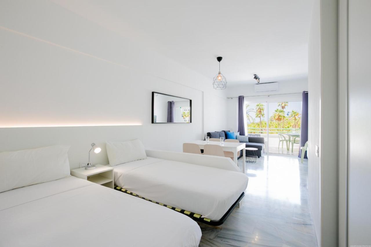 Blue Estudio - La Caleta Apartment *