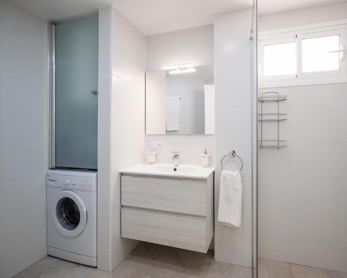 Appartement Homeforguest Con Piscina A 50m Del Mar En La Caleta *