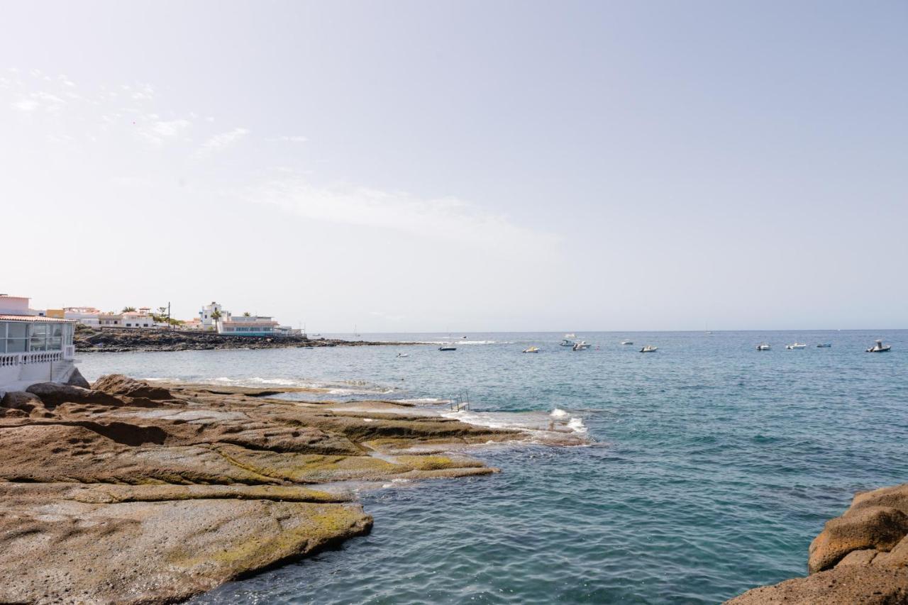 Homeforguest Con Piscina A 50m Del Mar En La Caleta *