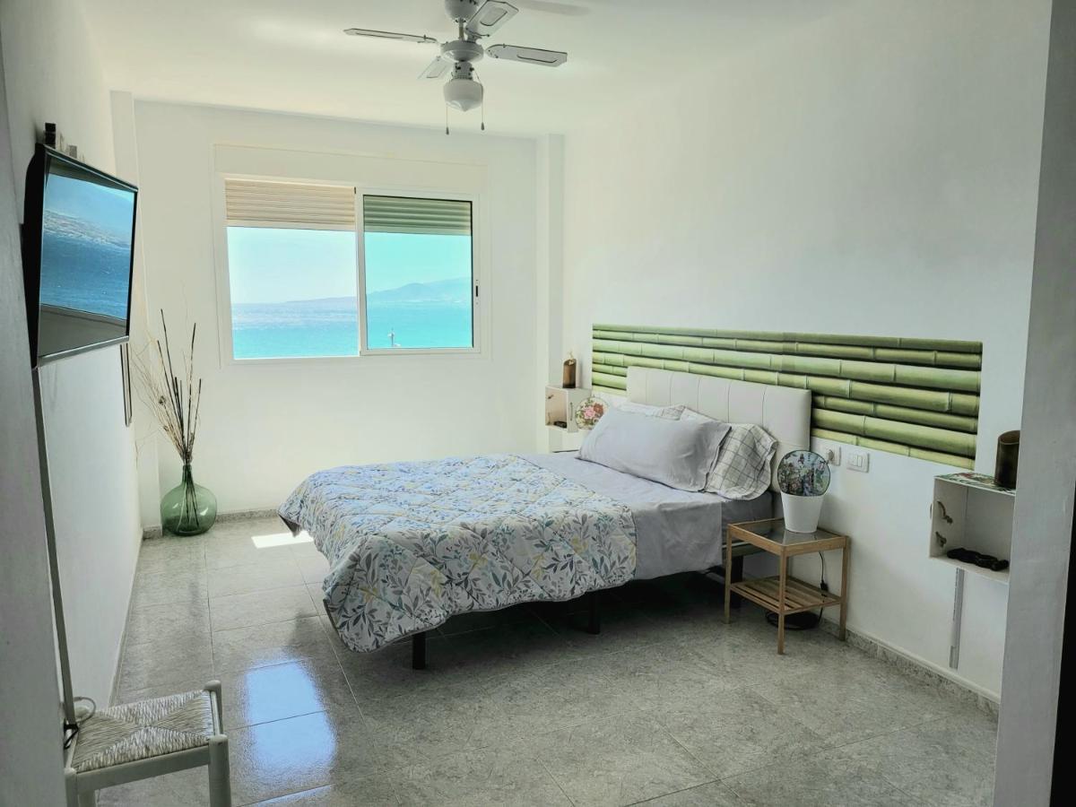 Primera Linea De Playa Con Vistas Al Mar Y Plaza De Garaje Appartement