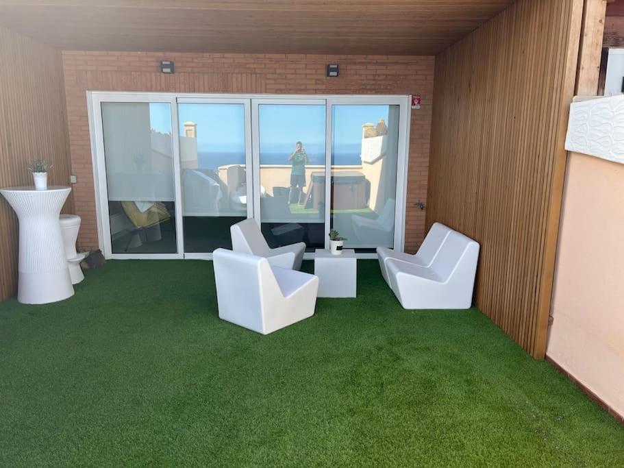 De Lujo Con Piscina Y Vistas Al Mar Holiday home *