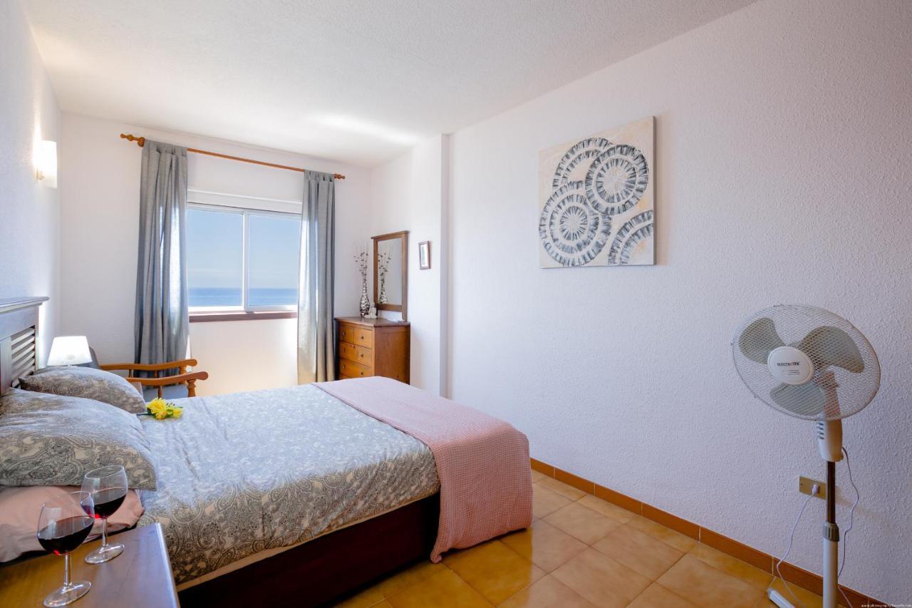Front Line Ocean View 2bed Wi-fi Your Appartement