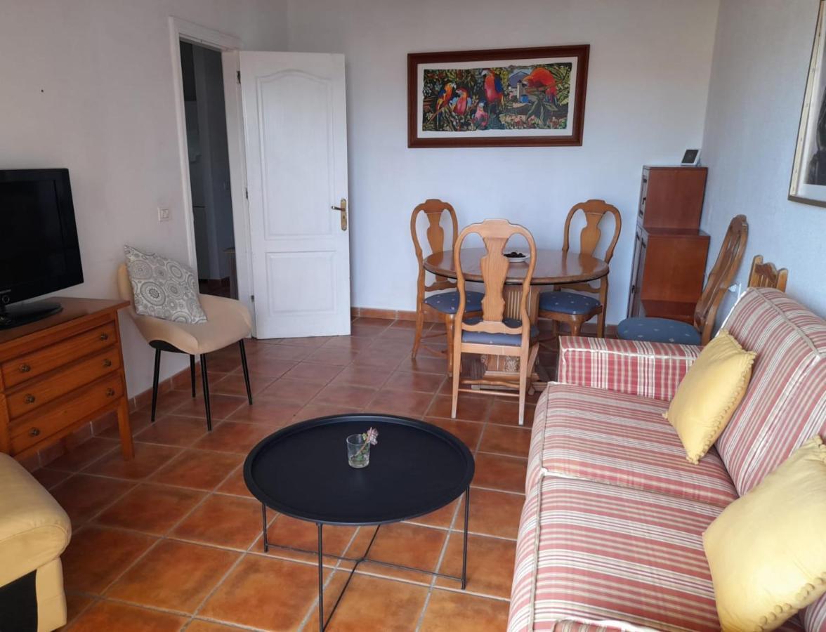 Marina Palace Aparthotel