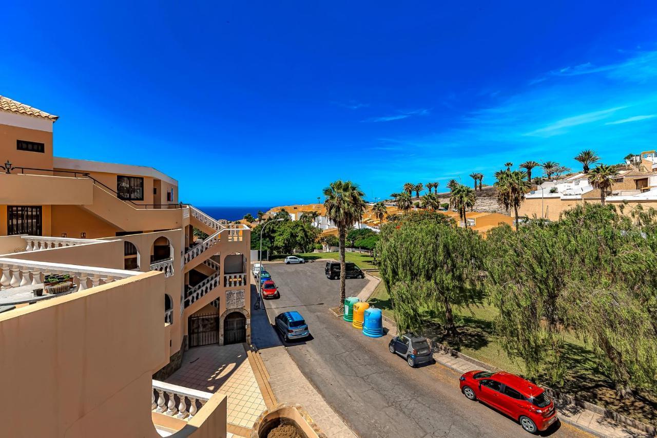 Recently Renovated Seaviews Paradise Court Apartment Costa Adeje (Tenerife)