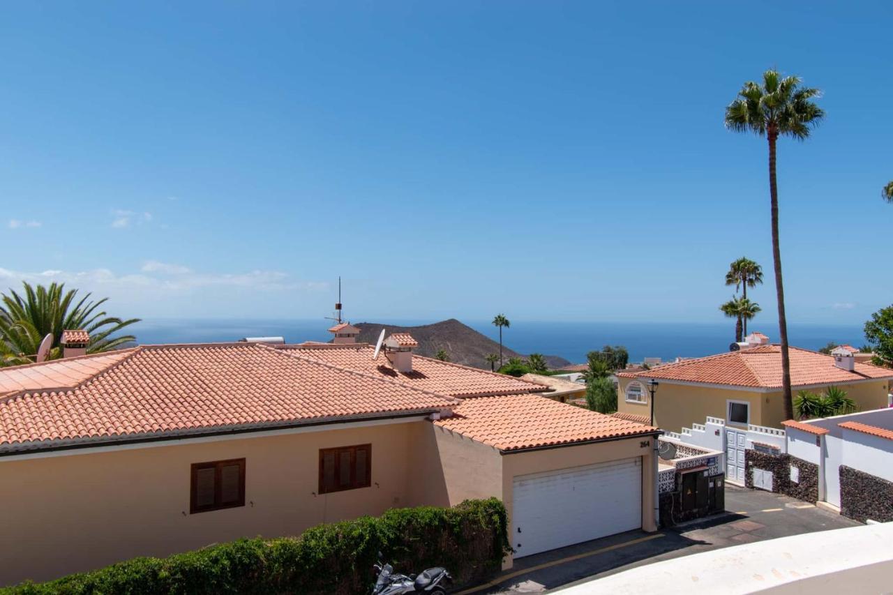 Encantada Villa