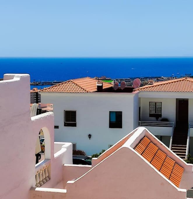 Port Royale Cristianos Arona *