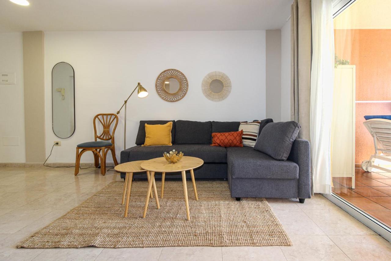 Bonito Apartamento De Diseño 2 Dormitorios, 2 Baños Con Terraza En Winter Gardens Apartamento *