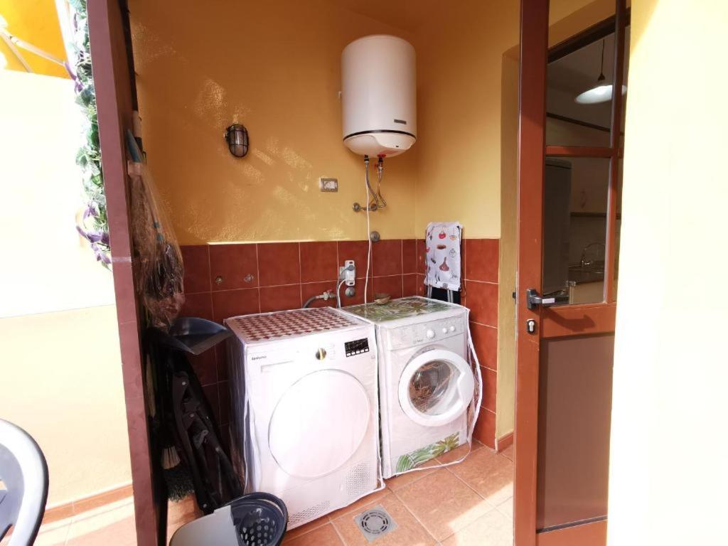 Vacaciones En Costa Del Silencio Arona (Tenerife)