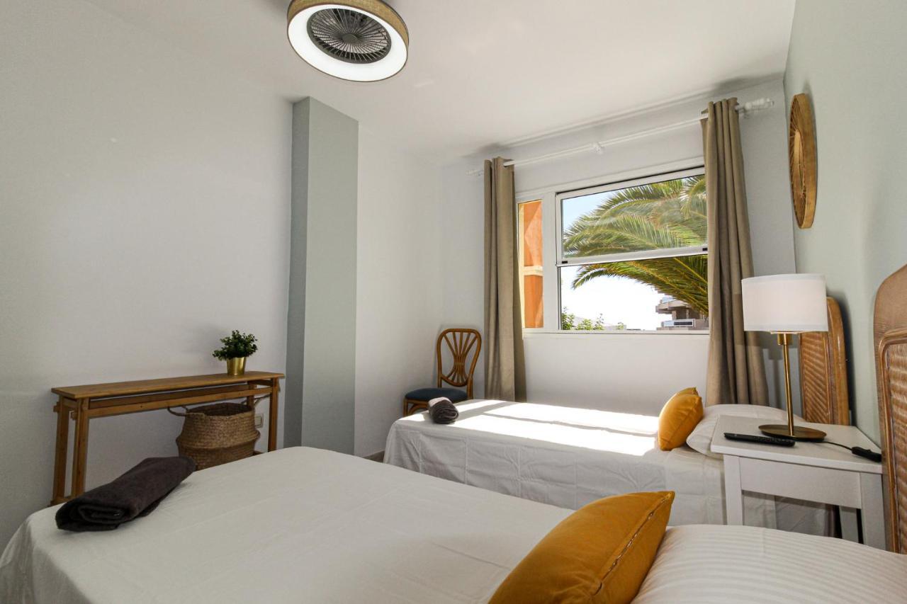 Apartamento Bonito Apartamento De Diseño 2 Dormitorios, 2 Baños Con Terraza En Winter Gardens
